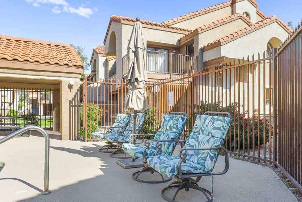 The Cool Cactus Condo With Pool And Jacuzzi Темпе Экстерьер фото